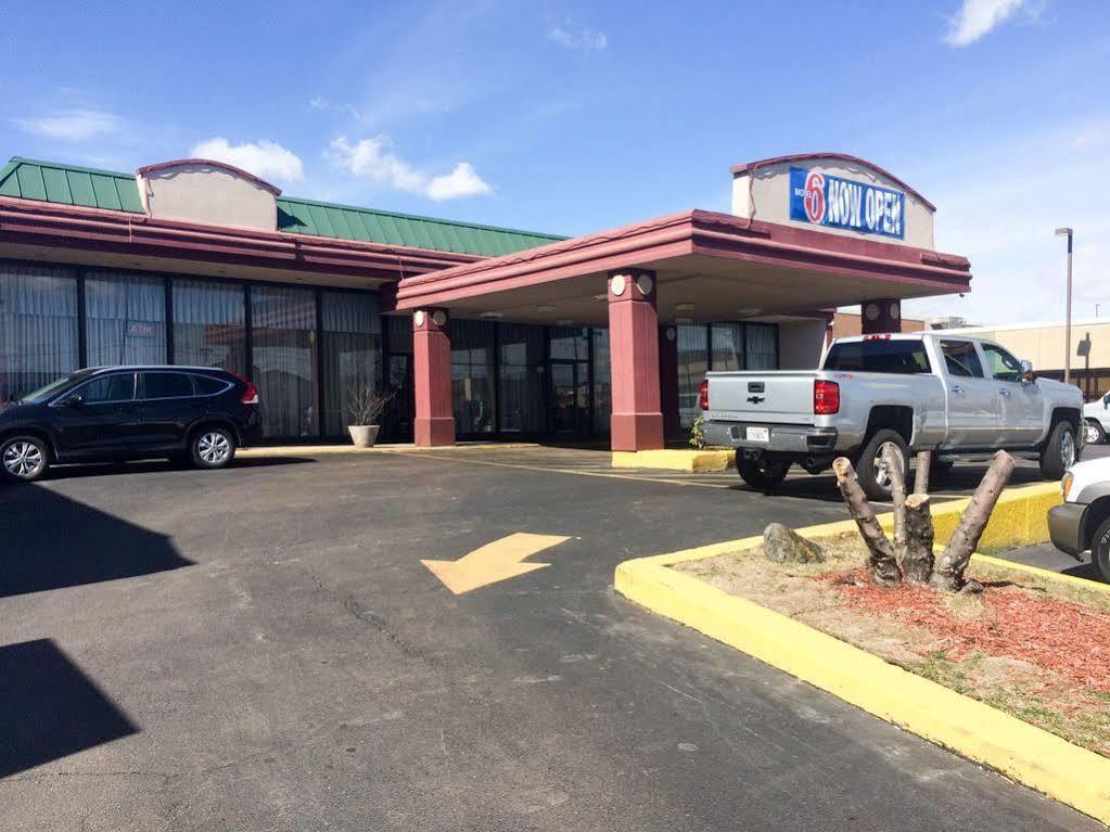Days Inn Melrose Park/O'Hare South Dış mekan fotoğraf